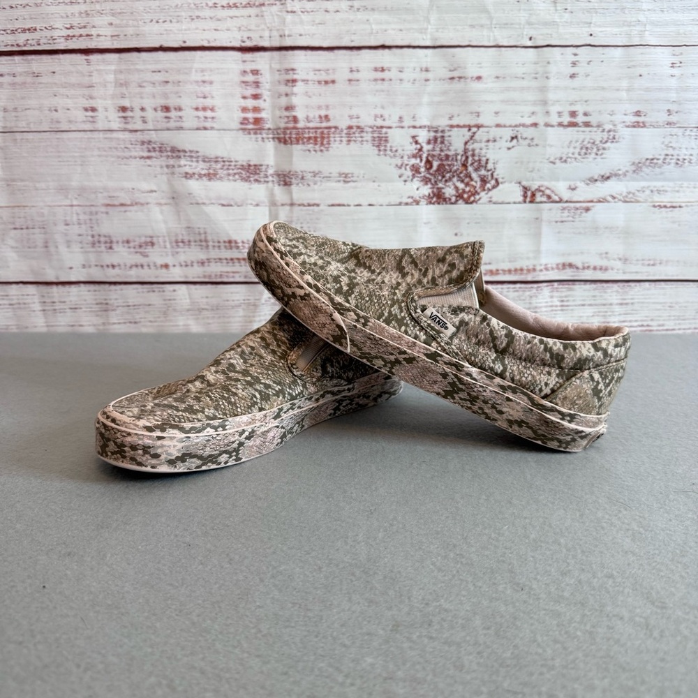 Pink / Tan Snake Print Vans. Used